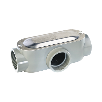 Caja oval roscada tipo T de 1 1/4″ (31.8 mm) incluye tapa y tornillos.