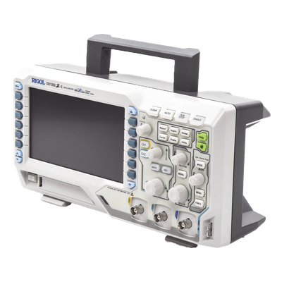 Osciloscopio Digital / 2 Canales Análogos / 200 MHz Ancho de Banda / 1 GS/s Muestreo / 25 Mpts Memoria / 7» TFT LCD