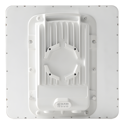 Radio PTP / 1.36 Gbps / 4.9-6.2 GHz / 802.11ac Wave 2 MU-MIMO 4×4 / Antena Integrada 23 dBi / IP66/67