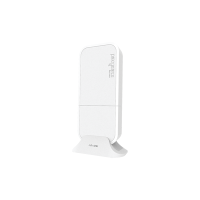 Punto de Acceso 60 GHz / 8 CPE Simultáneos / Alcance 200 m (656.2 ft) / 1 Gbps / Apertura 60° / PoE 802.3af/at / IP Resistente a Intemperie